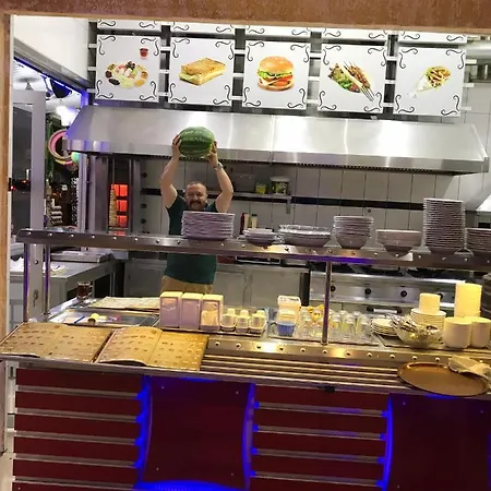 لوكسر الفندقية شقة